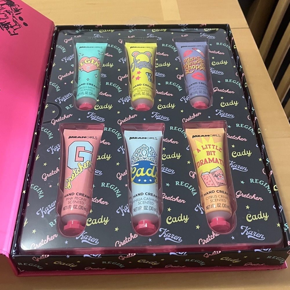 ๐๐๐ Host Pick ๐๐๐Burn Book Hand Cream Set - Pink - Picture 3 of 5